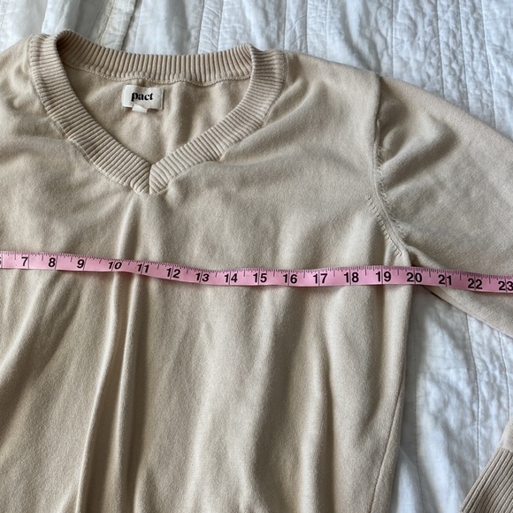 Pact Organic cotton sweater - Picture 4 of 4